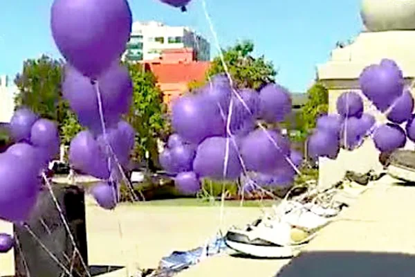 Empty shoes and balloons puts opioid epidemic in perspective addiction recovery ebulletin opioid epidemic in perspective