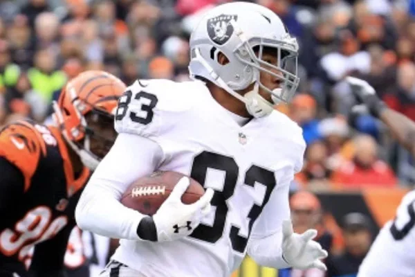 Raiders’ Darren Waller works toward sobriety and chance at stardom addiction recovery ebulletin sobriety darren waller 2