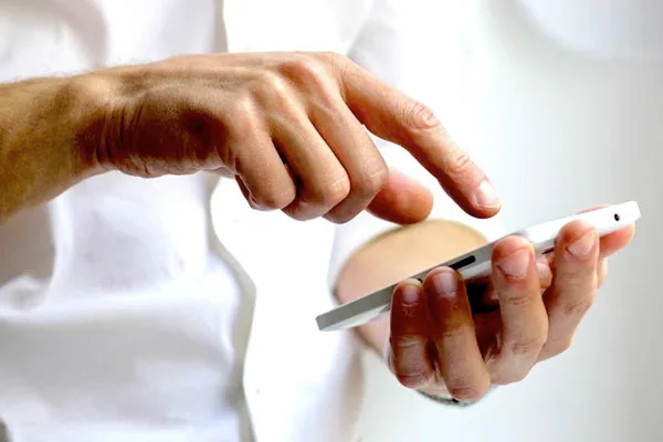 Getting Clean? Download Yourself a Sobriety App addiction recovery ebulletin download sobriety app