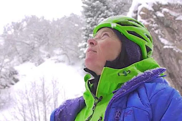 Ice climbing helped her out of addiction; now, she’s pulling others up addiction recovery ebulletin ice climbing over addiction
