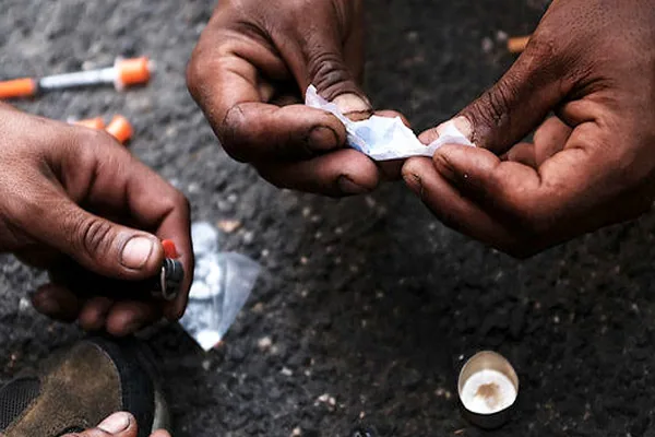 Stark Racial, Financial Divides Found in Opioid Addiction Treatment addiction recovery ebulletin opioids racial divide