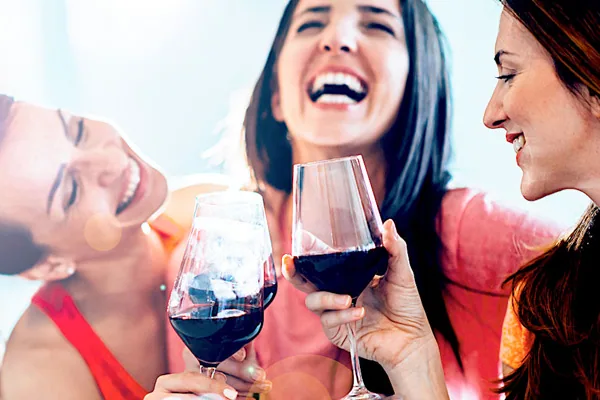 Wine Mom vs. Sober Mom addiction recovery ebulletin wine mom