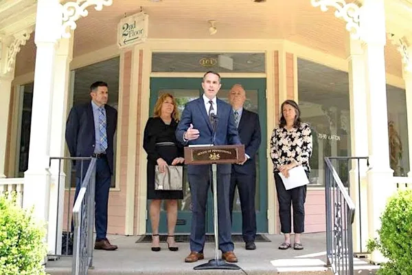 Lawmaker Wants to Kick ’Unseemly Characters’ Out of Drug Abuse Treatment Business addiction recovery ebulletin lawmaker treatment views