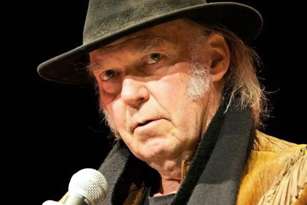 Will Neil Young’s Pot Past Stop His US Citizenship? addiction recovery ebulletin neil young citizen