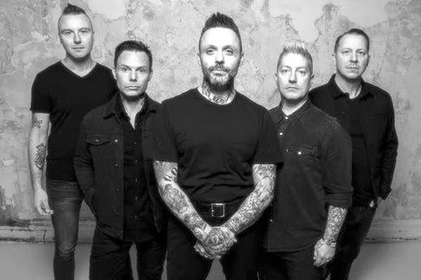 Blue October’s Justin Furstenfeld Opens Up About ‘Get Back Up’ Documentary addiction recovery ebulletin Justin Furstenfeld