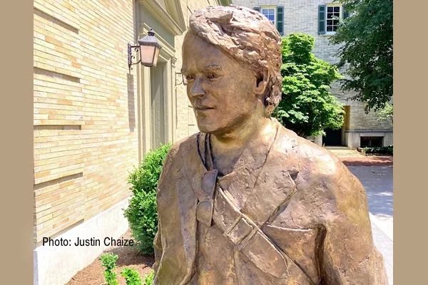 Life-size Sculpture of Philip Seymour Hoffman at Eastman Museum