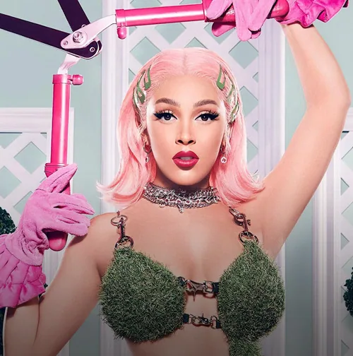 Doja Cat Celebrates 70 Days Vape-Free: “I’m Going To Peel My Skin Off”
