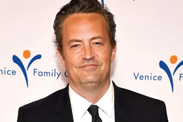 Matthew Perry Pens Memoir: “Friends, Lovers and the Big Terrible Thing”