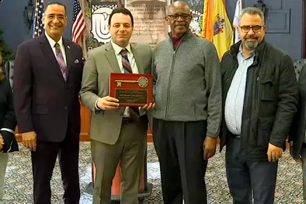 Former Pro Pitcher and Addiction Survivor Awarded Key to the City