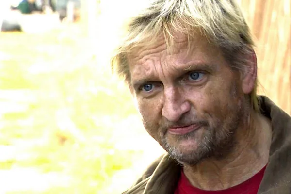 Vancouver Actor’s Struggle with Addiction and Street Life