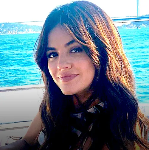 Lucy Hale – 1 Year Sober After ‘private’ Journey of ‘self-love’