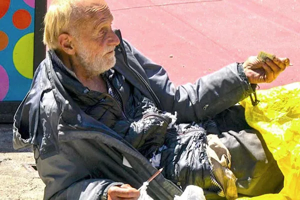 San Fransisco’s “Doom Loop Walking Tour” Takes Tourists Up-close and Personal to See Squalor, Urban Decay and Homelessness