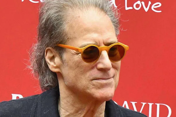 Comedian Richard Lewis Passes at 76