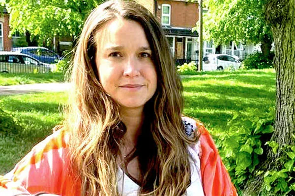 Yachting Stewardess Starts Sober Crew Social Club