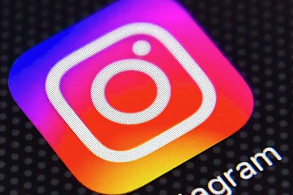 Social Media Addiction Among Young People Very Worrisome