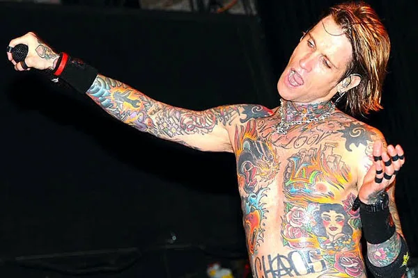 Josh Todd Opens Up About 30 Years Of Sobriety