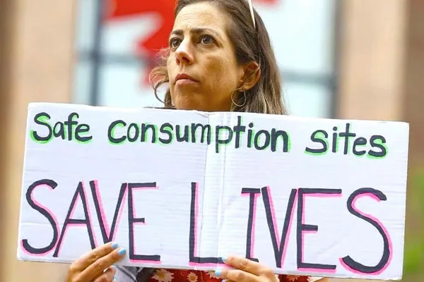 Drug Overdose Deaths Fall For 6 Months Straight