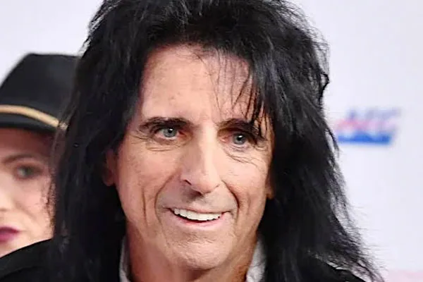 Alice Cooper Credits God/Jesus Got Him Sober