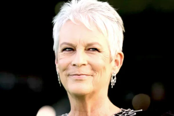 Jamie Lee Curtis Celebrates Sober Life
