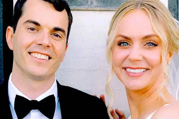 They Shared a Commitment to Sobriety. Then, to Each Other.