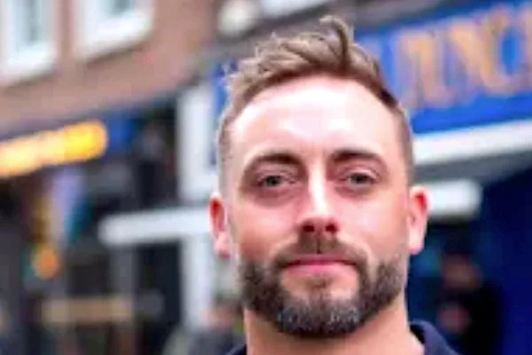 CEO Grew up with Smack Addict dad – now runs a multimillion-dollar agency