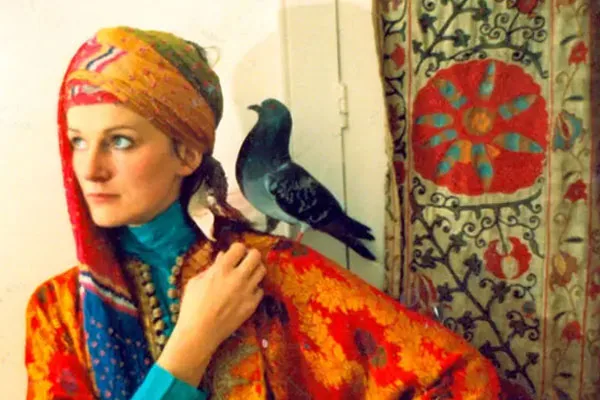 Eccentric English Countess Loved Psychedelics Drops