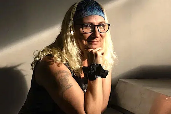 Upended by Meth – Communities Pay Users to Quit