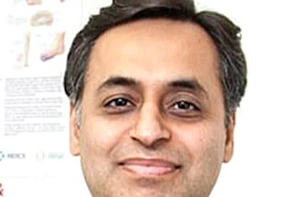 Doctor Accused of Writing 50 Scripts a Day
