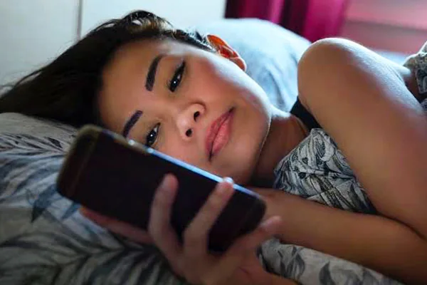 Scrolling Addiction – Instead of Sleeping?